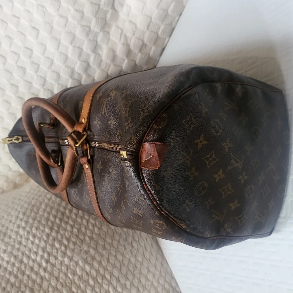 Louis Vuitton Keepall 50 100% Authentic Monogram Duffel Bag